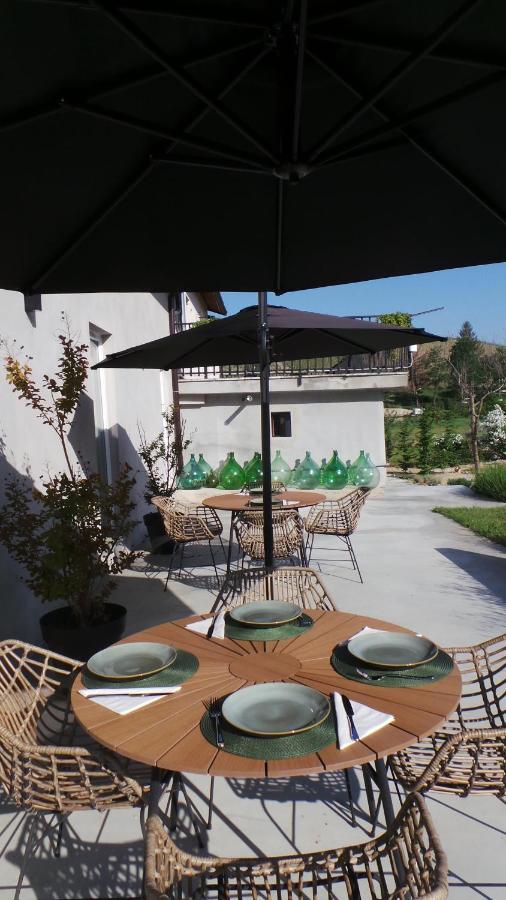Sotto La Vigna Charm Stay Adults Only Vacation Suite Montegrosso dʼAsti Dış mekan fotoğraf